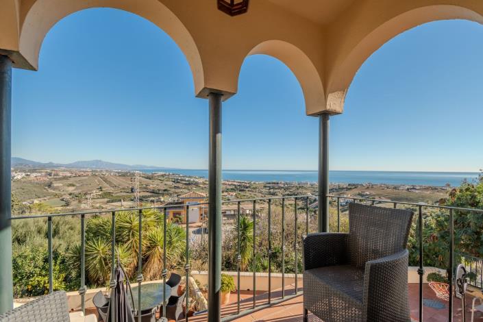 Image No.23-3 Bed Townhouse for sale