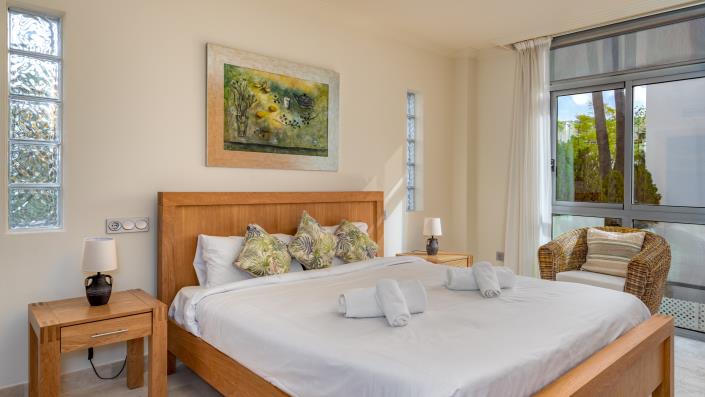 Image No.10-2 Bed Apartment for sale