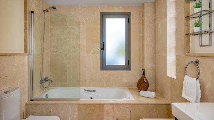 Image No.12-2 Bed Apartment for sale