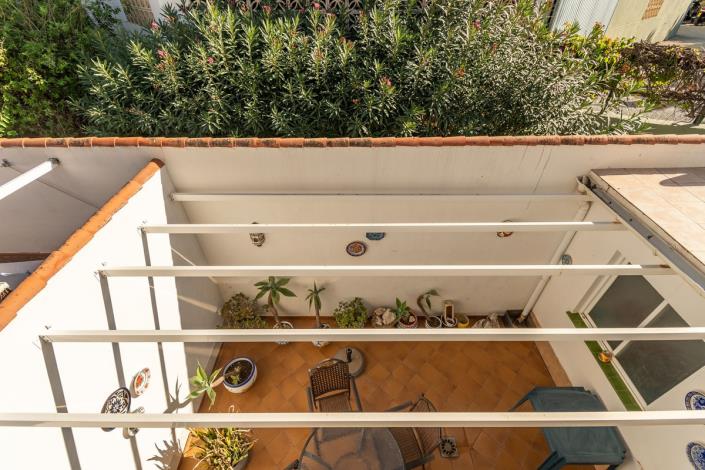 Image No.20-3 Bed Townhouse for sale