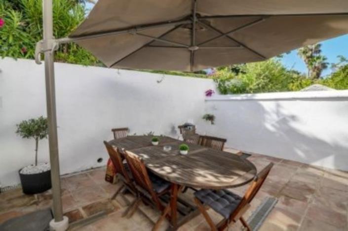 Image No.16-2 Bed Townhouse for sale