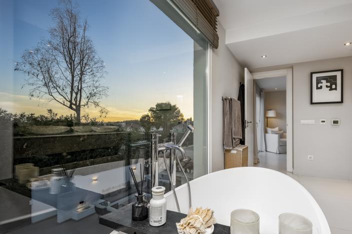 Image No.11-Villa de 4 chambres à vendre à Nueva Andalucia