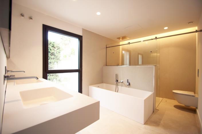 Image No.27-5 Bed Villa for sale