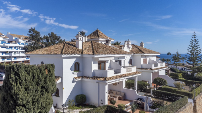 Image No.8-3 Bed Townhouse for sale