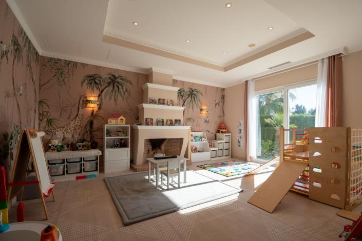 Image No.16-5 Bed Villa for sale