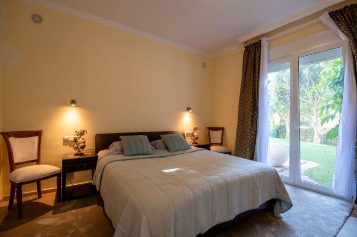 Image No.20-5 Bed Villa for sale