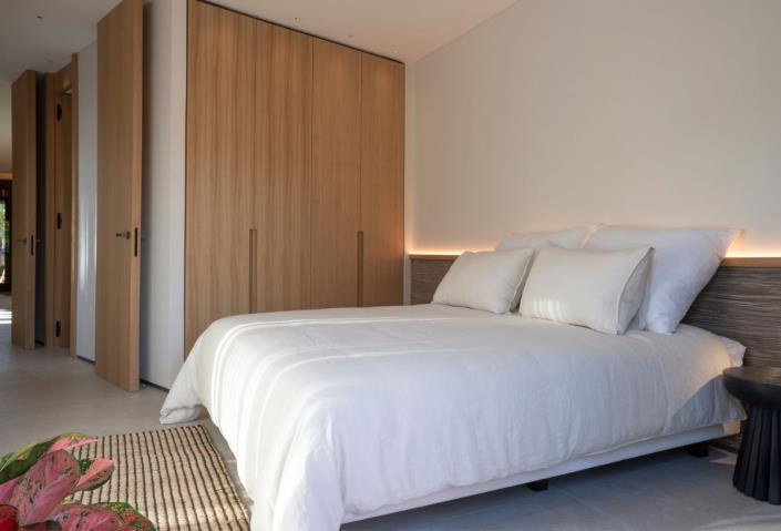 Image No.14-3 Bed Apartment for sale