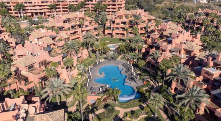 Image No.25-3 Bed Apartment for sale