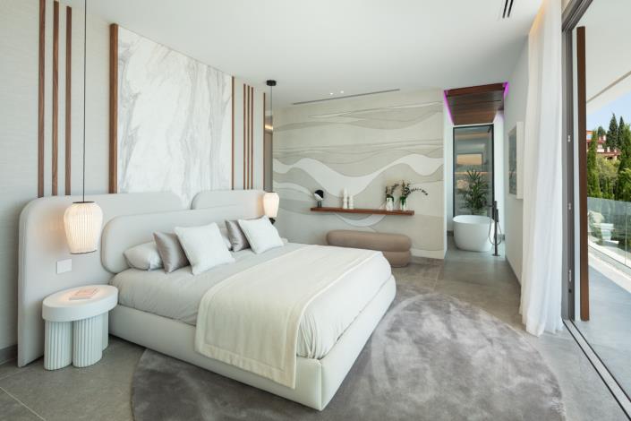 Image No.16-6 Bed Villa for sale