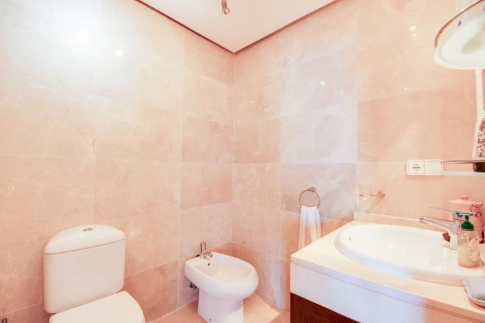 Image No.15-3 Bed Duplex for sale