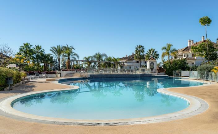 Image No.33-3 Bed Apartment for sale