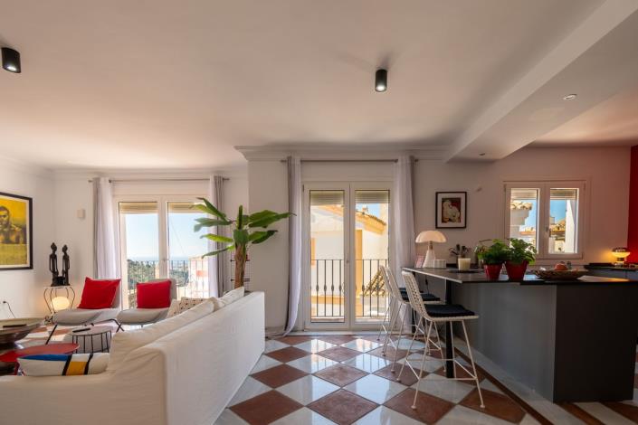 Image No.6-3 Bed Townhouse for sale