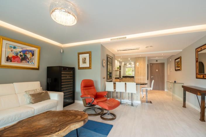 Image No.21-2 Bed Apartment for sale