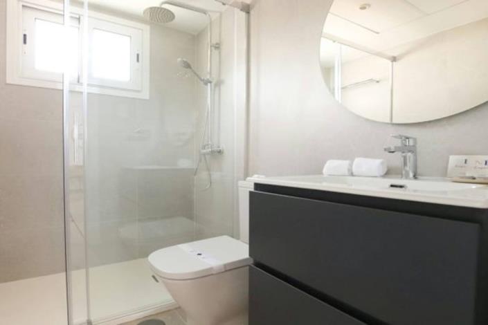 Image No.15-2 Bed Apartment for sale