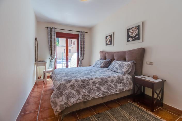 Image No.15-2 Bed Apartment for sale