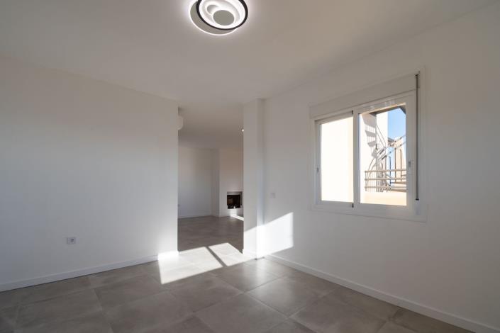 Image No.18-3 Bed Penthouse for sale