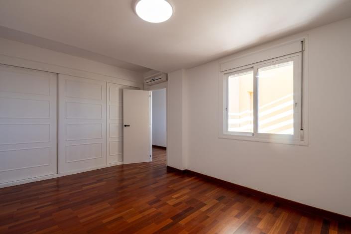 Image No.28-3 Bed Penthouse for sale