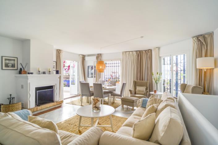 Image No.4-3 Bed Townhouse for sale