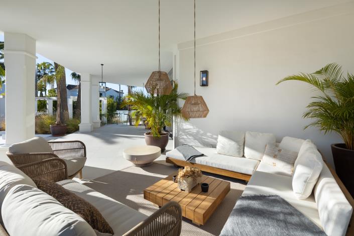 Image No.6-6 Bed Villa for sale