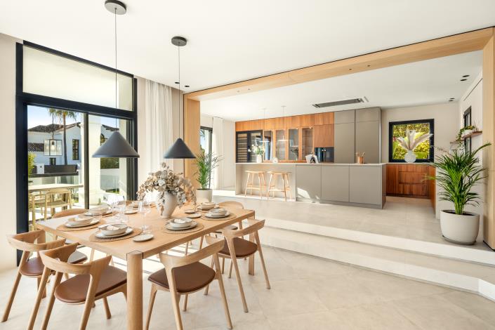 Image No.8-6 Bed Villa for sale