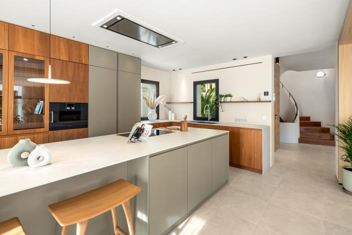 Image No.11-6 Bed Villa for sale