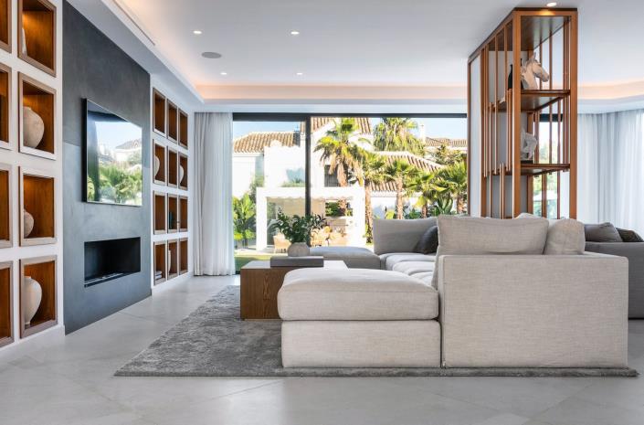 Image No.13-6 Bed Villa for sale