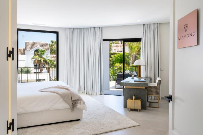 Image No.44-6 Bed Villa for sale