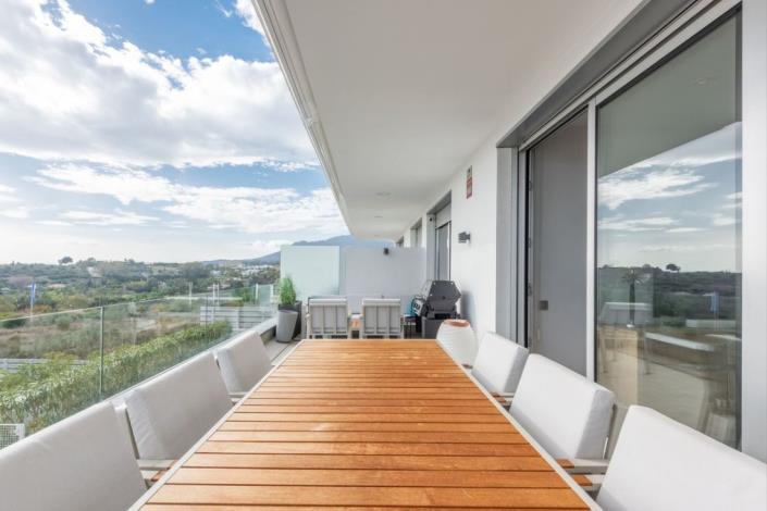 Image No.11-3 Bed Apartment for sale