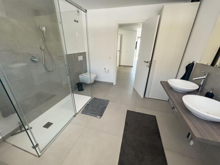 Image No.37-4 Bed Penthouse for sale