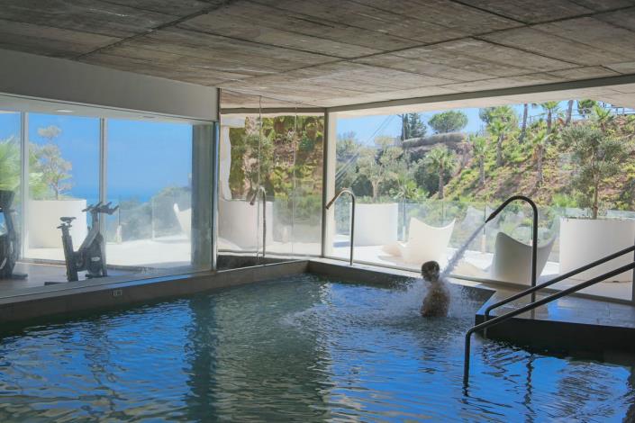 Image No.44-4 Bed Penthouse for sale