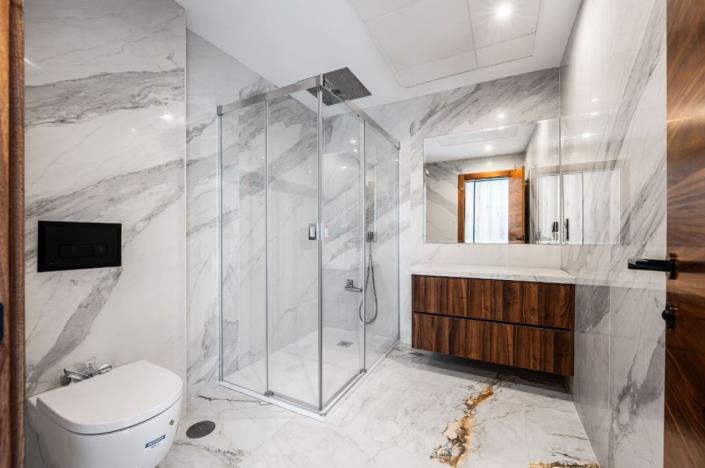 Image No.16-5 Bed Villa for sale