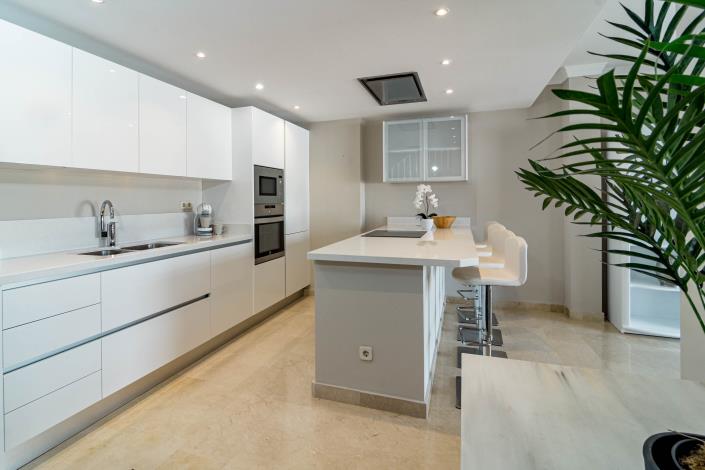 Image No.5-Maison de ville de 4 chambres à vendre à Nueva Andalucia