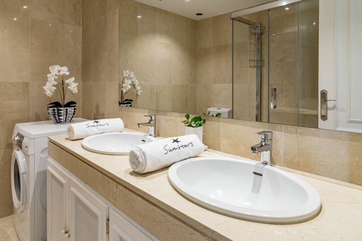 Image No.30-Maison de ville de 4 chambres à vendre à Nueva Andalucia