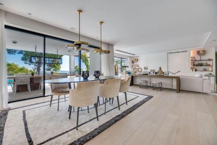 Image No.4-5 Bed Villa for sale