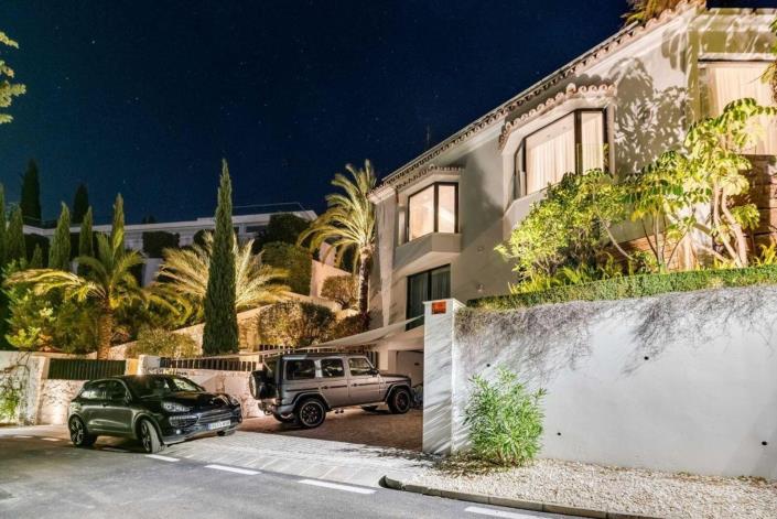 Image No.17-5 Bed Villa for sale