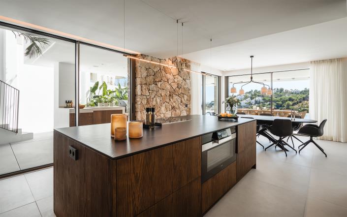 Image No.6-6 Bed Villa / Detached for sale