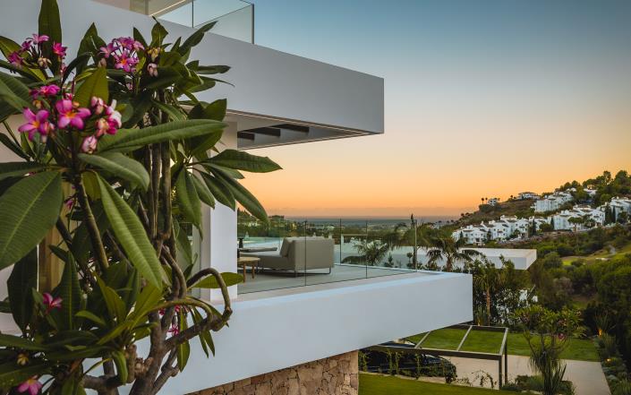 Image No.33-6 Bed Villa / Detached for sale