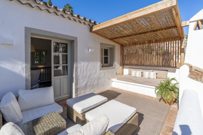 Image No.7-2 Bed Semi-Detached for sale