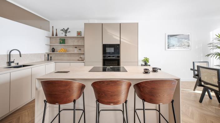 Image No.20-4 Bed Apartment for sale