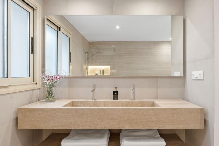 Image No.24-4 Bed Apartment for sale