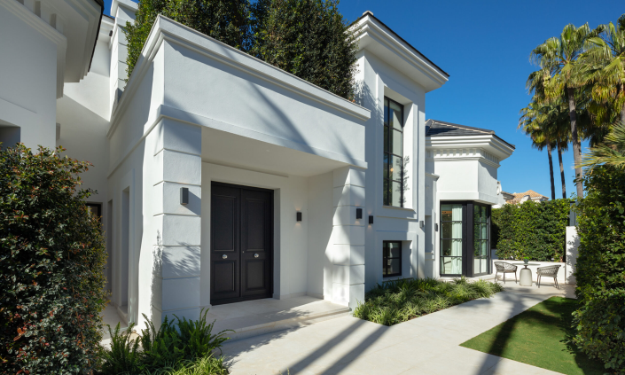 Image No.5-6 Bed Villa for sale