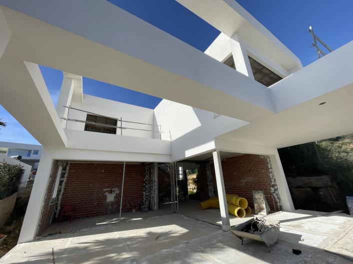 Image No.2-3 Bed Villa for sale