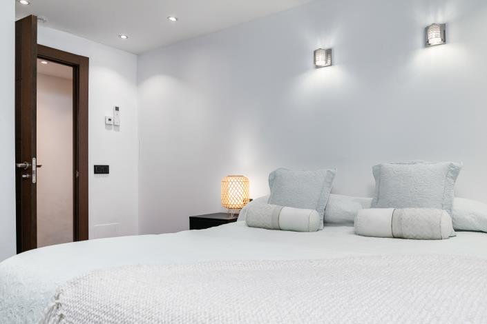 Image No.40-6 Bed Villa for sale