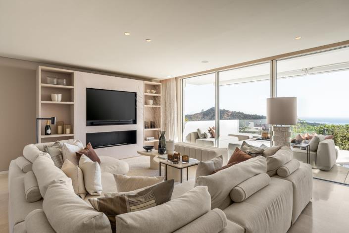 Image No.12-3 Bed Apartment for sale