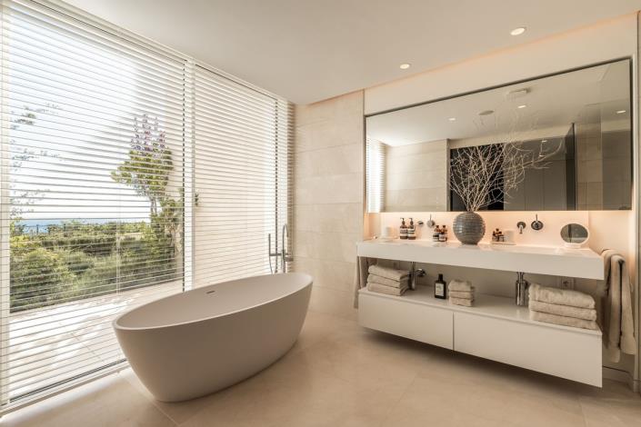 Image No.11-3 Bed Apartment for sale