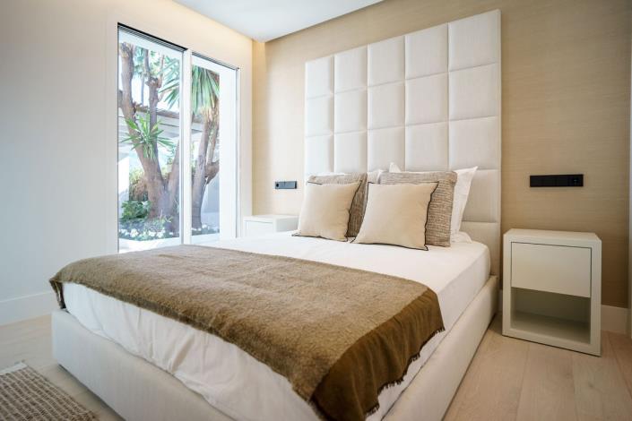 Image No.16-5 Bed Villa for sale