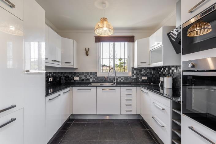 Image No.16-3 Bed Villa for sale