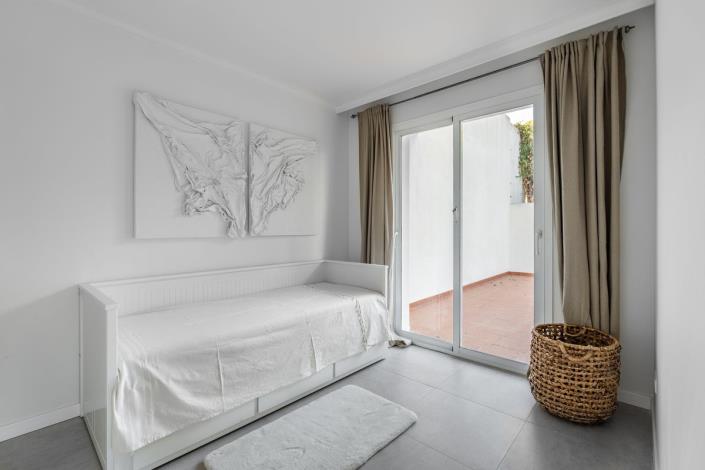 Image No.18-3 Bed Villa for sale