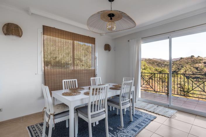 Image No.27-3 Bed Villa for sale