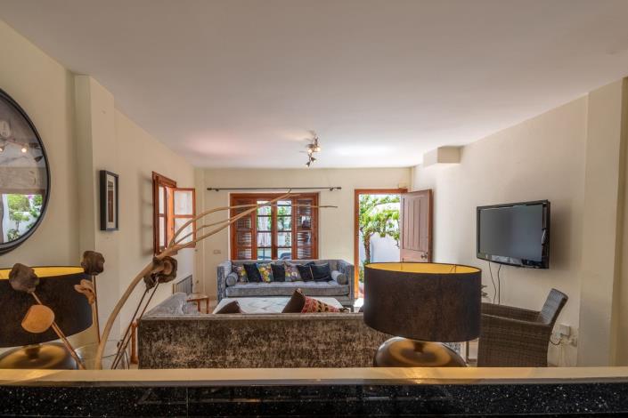 Image No.14-3 Bed Townhouse for sale